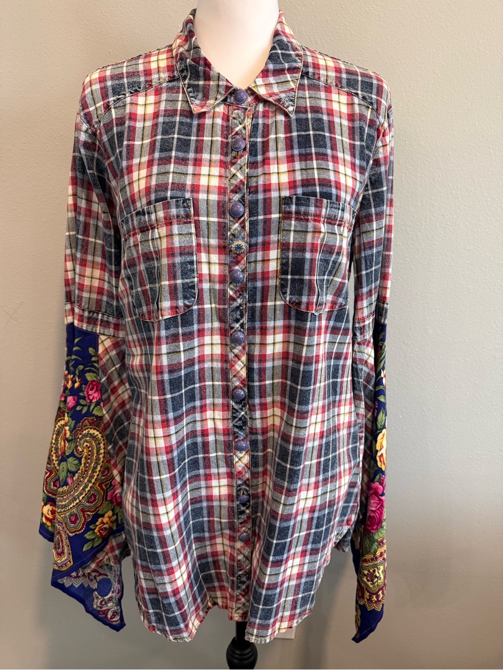 Aratta Silent Plaid Button-Front Long Sleeve Tunic Shirt Floral Flare Sleeve L